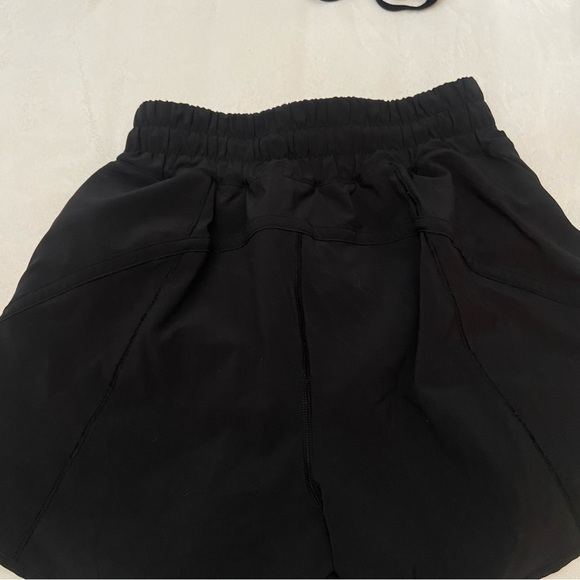 Lululemon Track That Short *5" Black 2007 - Picture 9 of 12